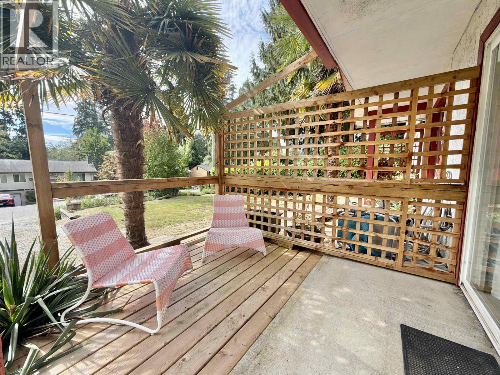 1044 FIRCREST ROAD, Gibsons