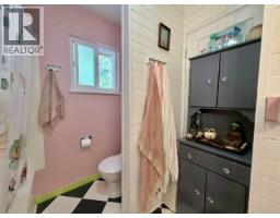 1044 Fircrest Road, Gibsons, BC V0N1V4 Photo 15