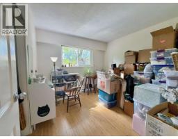 1044 Fircrest Road, Gibsons, BC V0N1V4 Photo 16