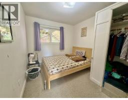 1044 Fircrest Road, Gibsons, BC V0N1V4 Photo 22