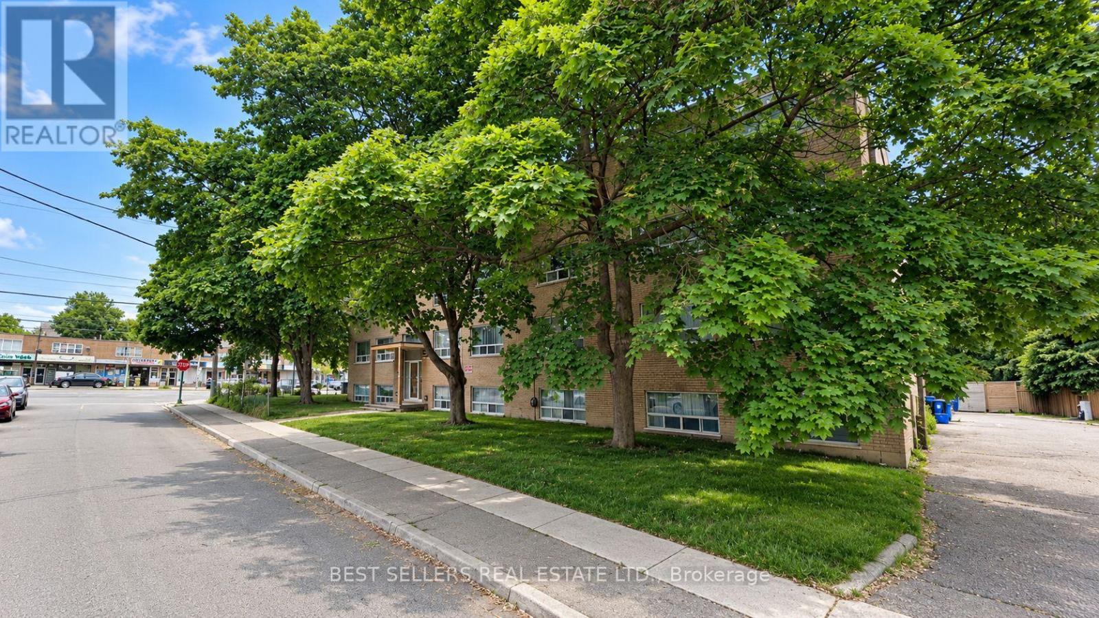 Listing photo of 105 TWENTY-FIFTH STREET