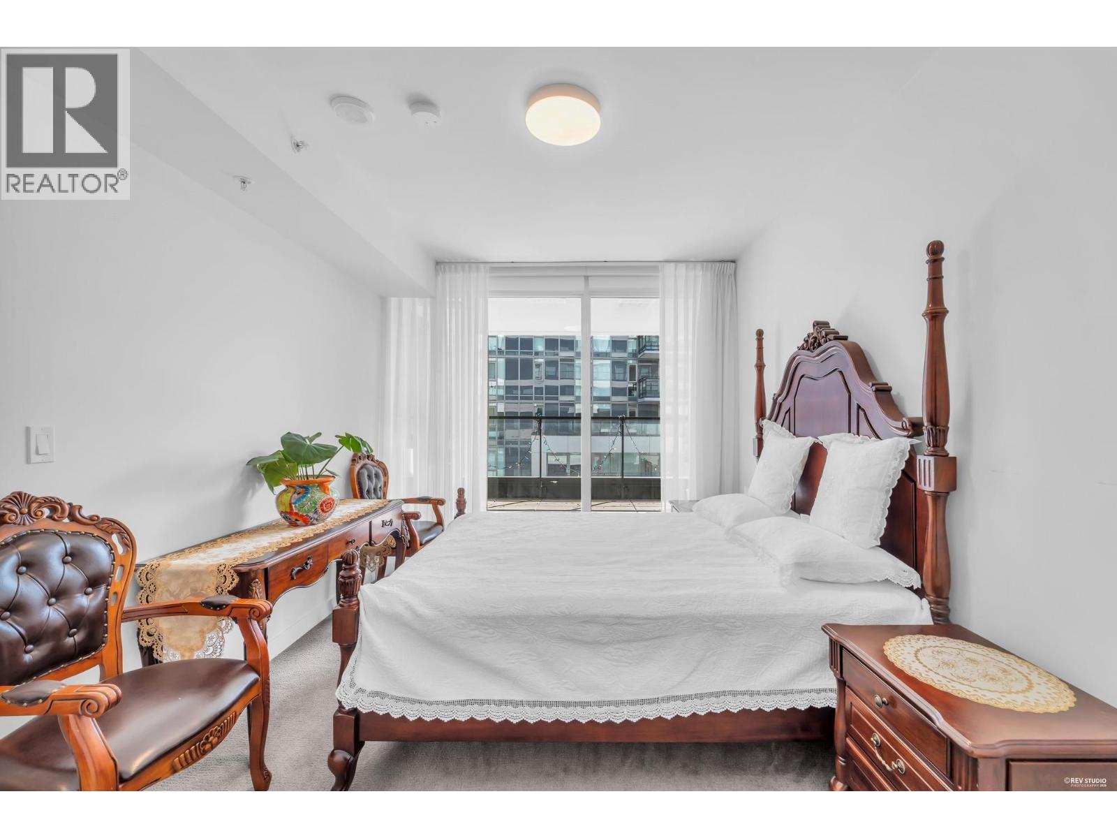 10xx 8169 MCMYN WAY, Richmond — photo 9