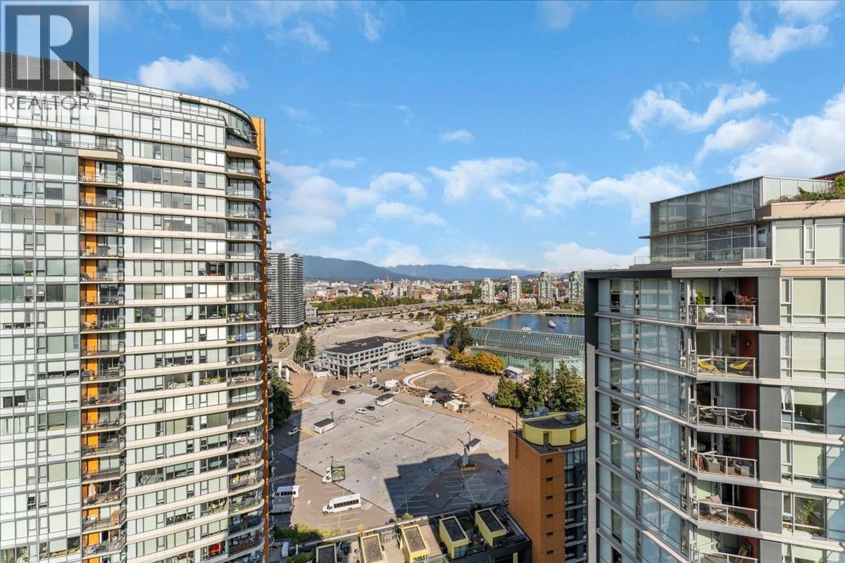603 918 W COOPERAGE WAY, Vancouver