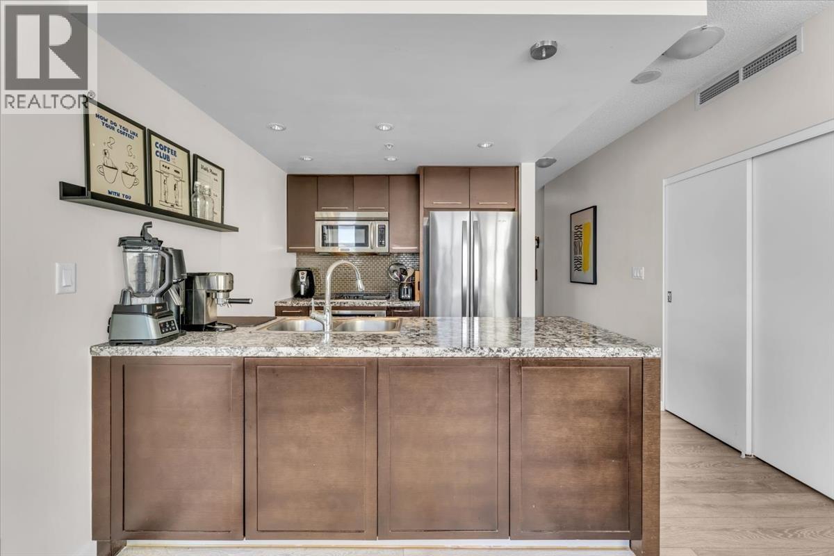 603 918 W COOPERAGE WAY, Vancouver