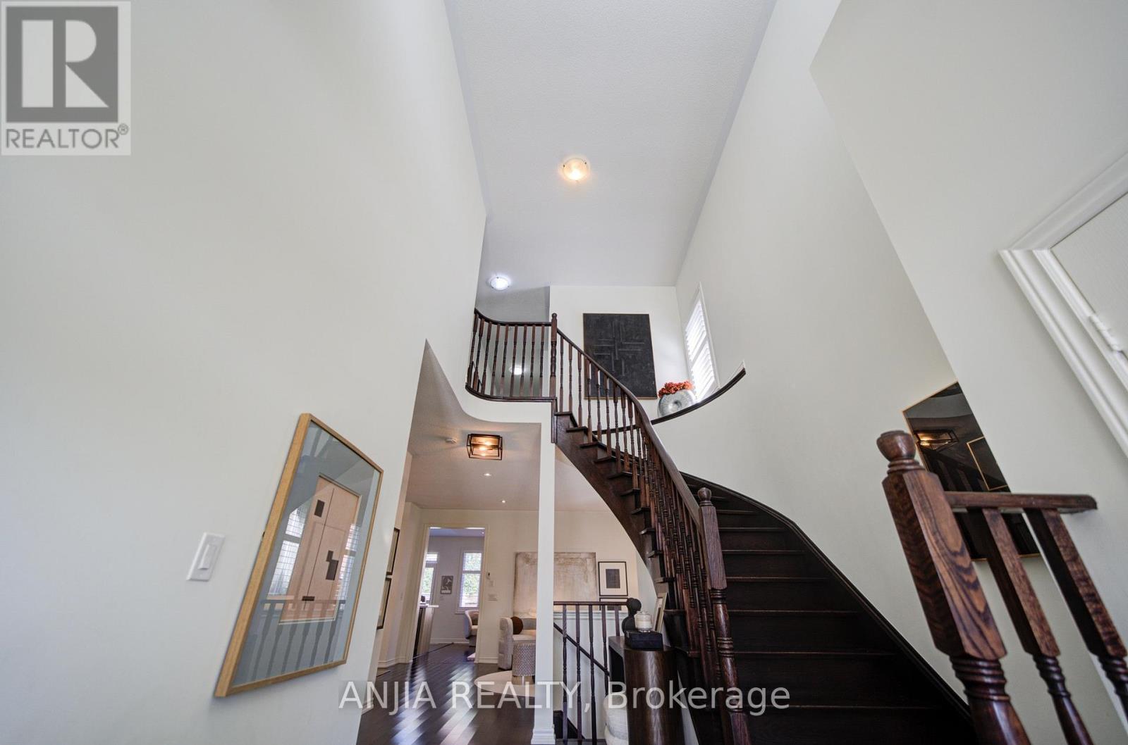 68 OLD FIELD CRESCENT, East Gwillimbury — photo 5