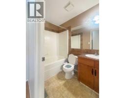 105 Riverwood Manor W - photo 22