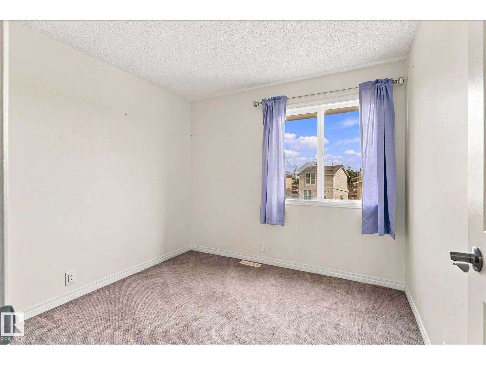 #3 18010 98 AV NW - 23