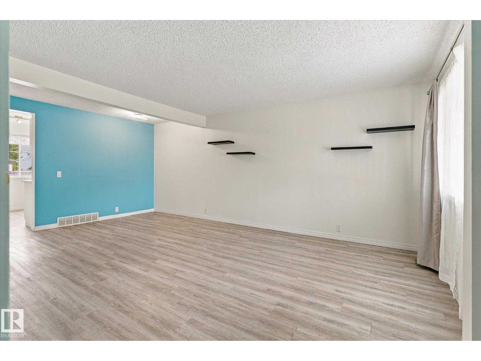 #3 18010 98 AV NW - 3
