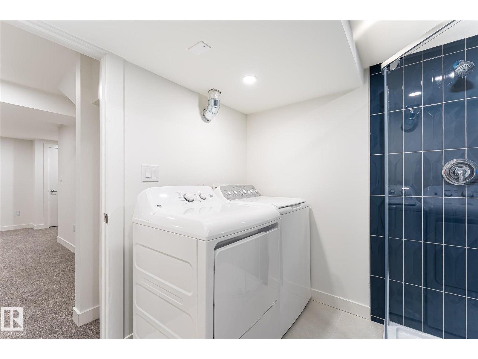 #3 18010 98 AV NW - 35
