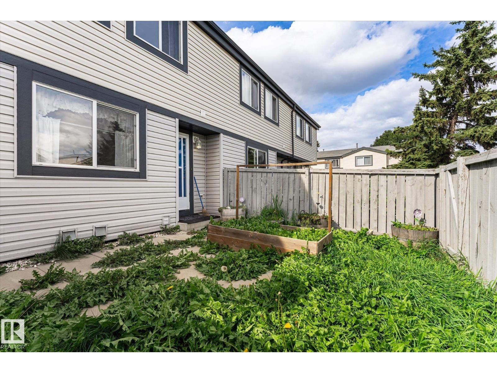 #3 18010 98 AV NW - 38