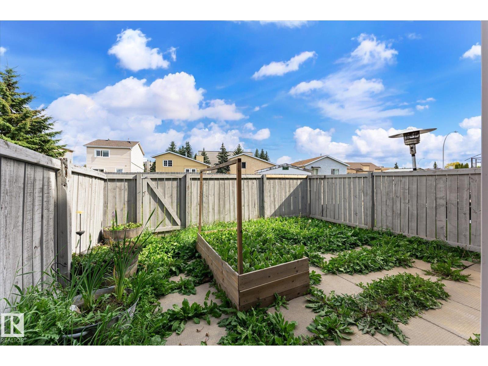 #3 18010 98 AV NW - 40
