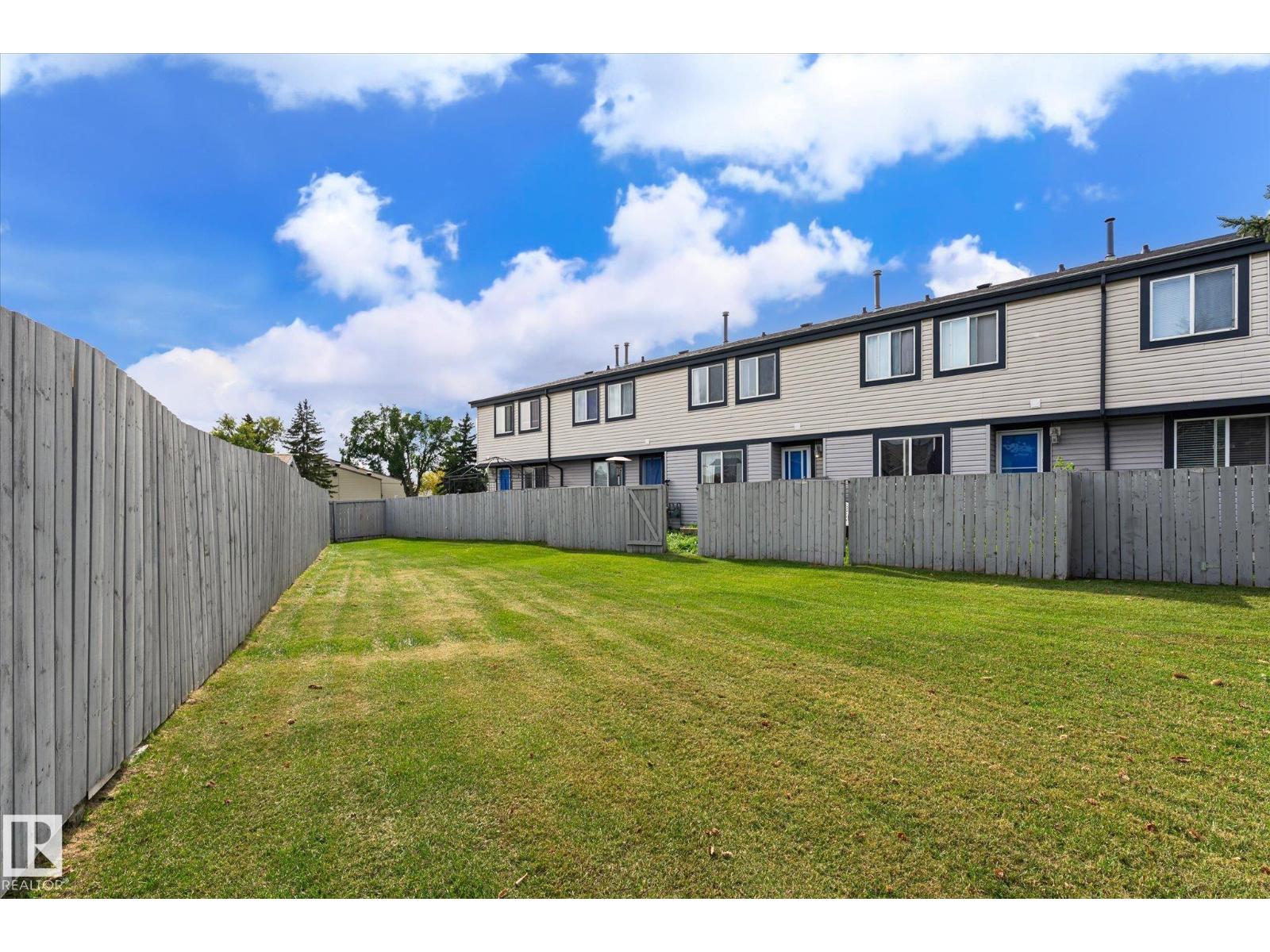 #3 18010 98 AV NW - 45