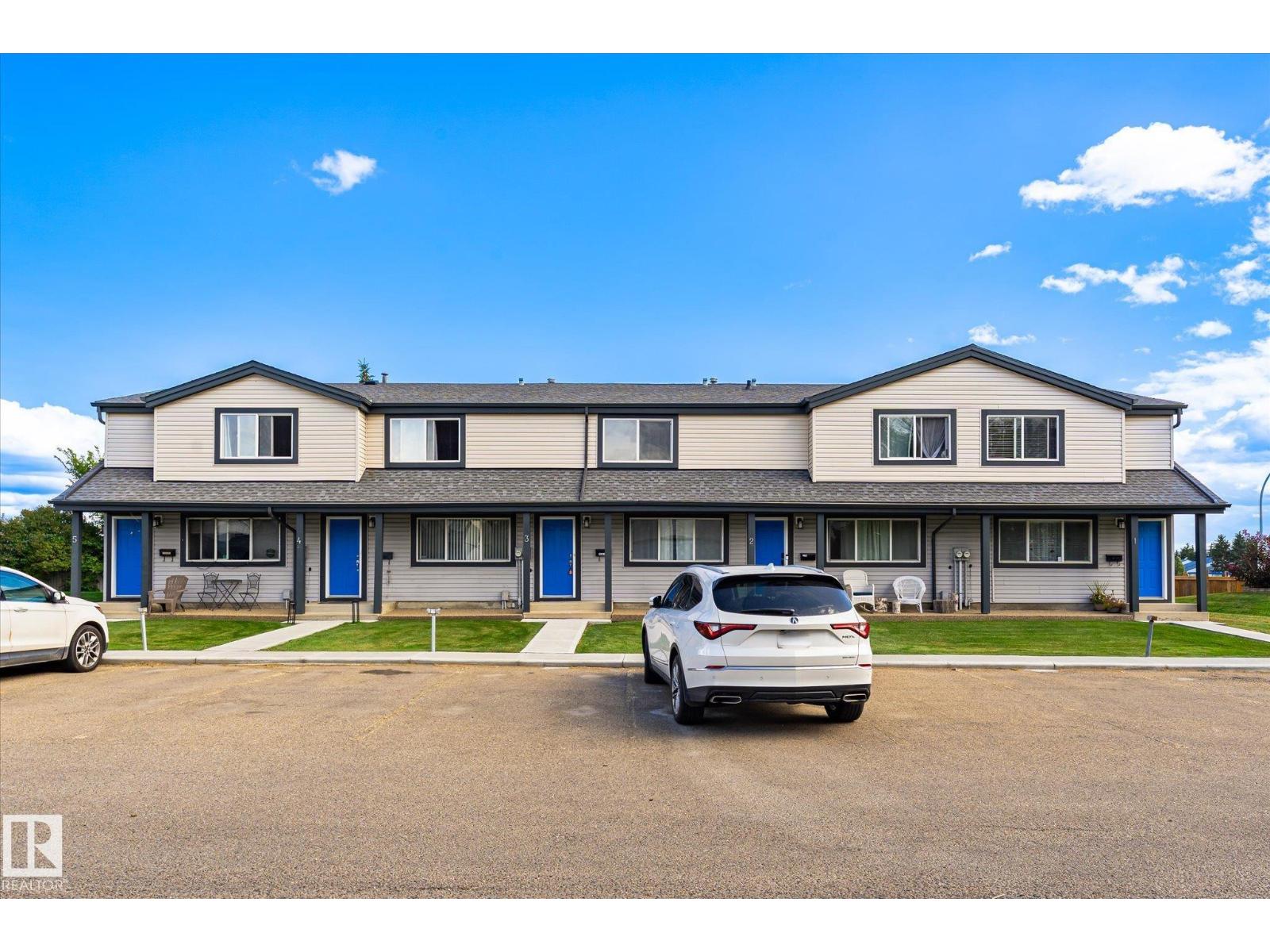#3 18010 98 AV NW - 47
