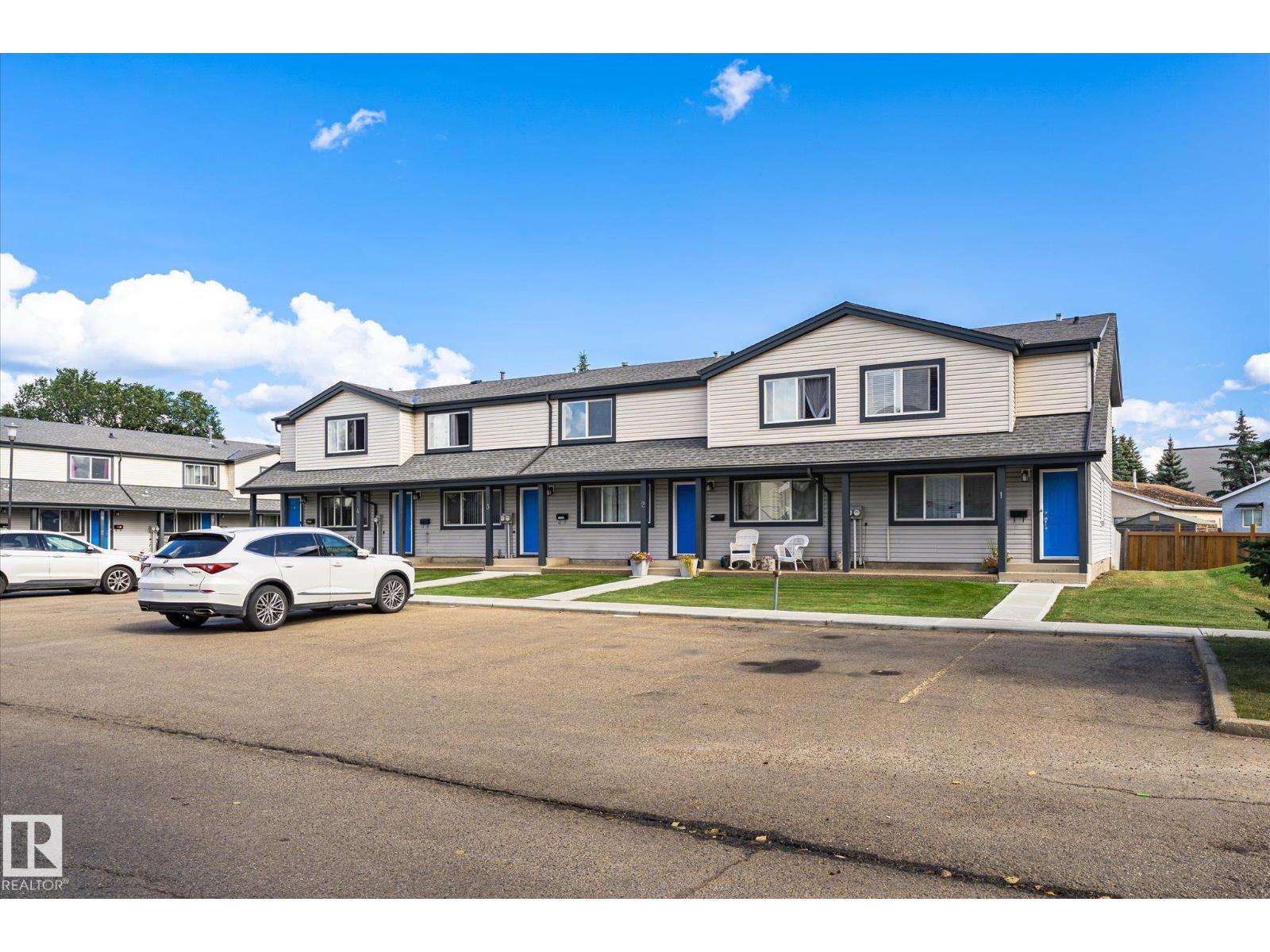 #3 18010 98 AV NW - 48