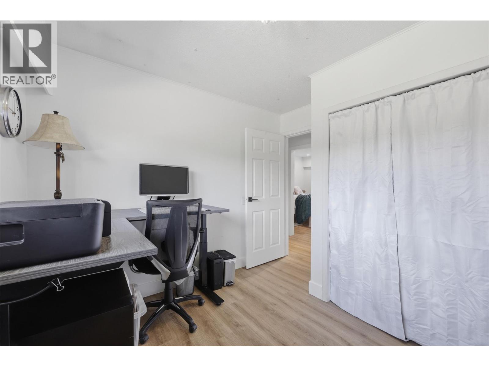2366 GLENVIEW Avenue - 26