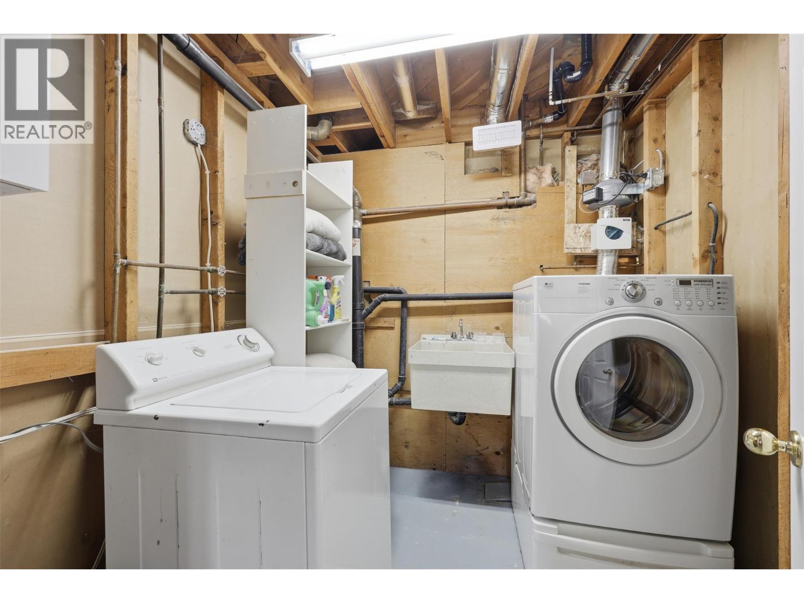 2366 GLENVIEW Avenue - 34