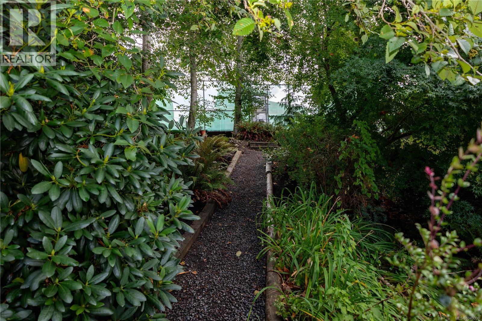 809 Willowcrest Rd - Image 57