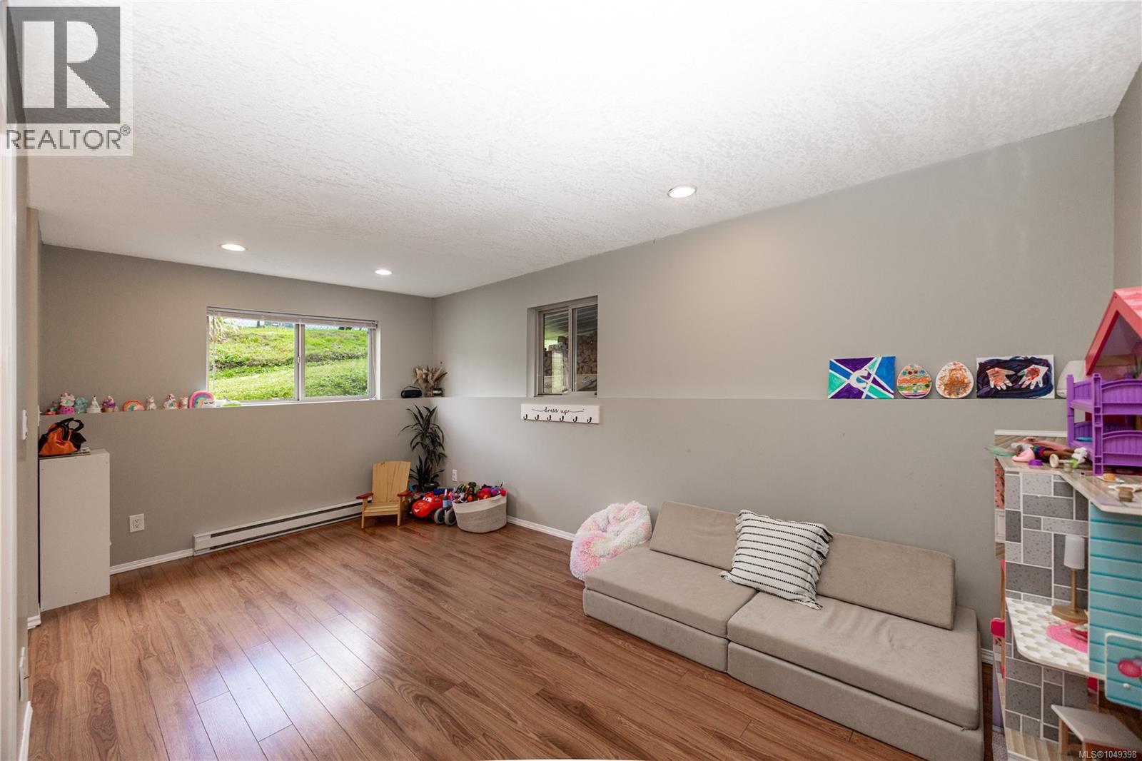 809 Willowcrest Rd - 41