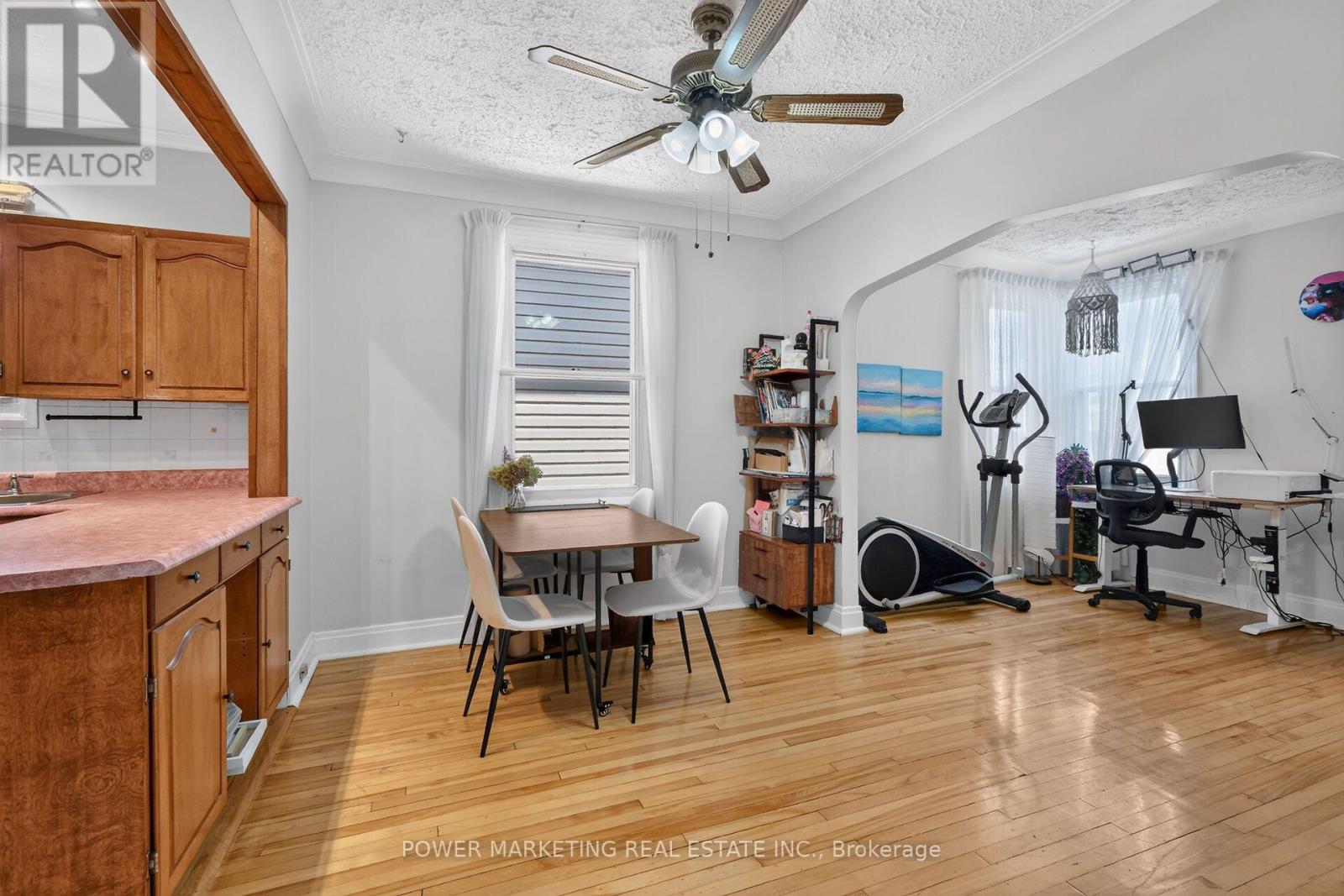 318 SHAKESPEARE STREET - 13