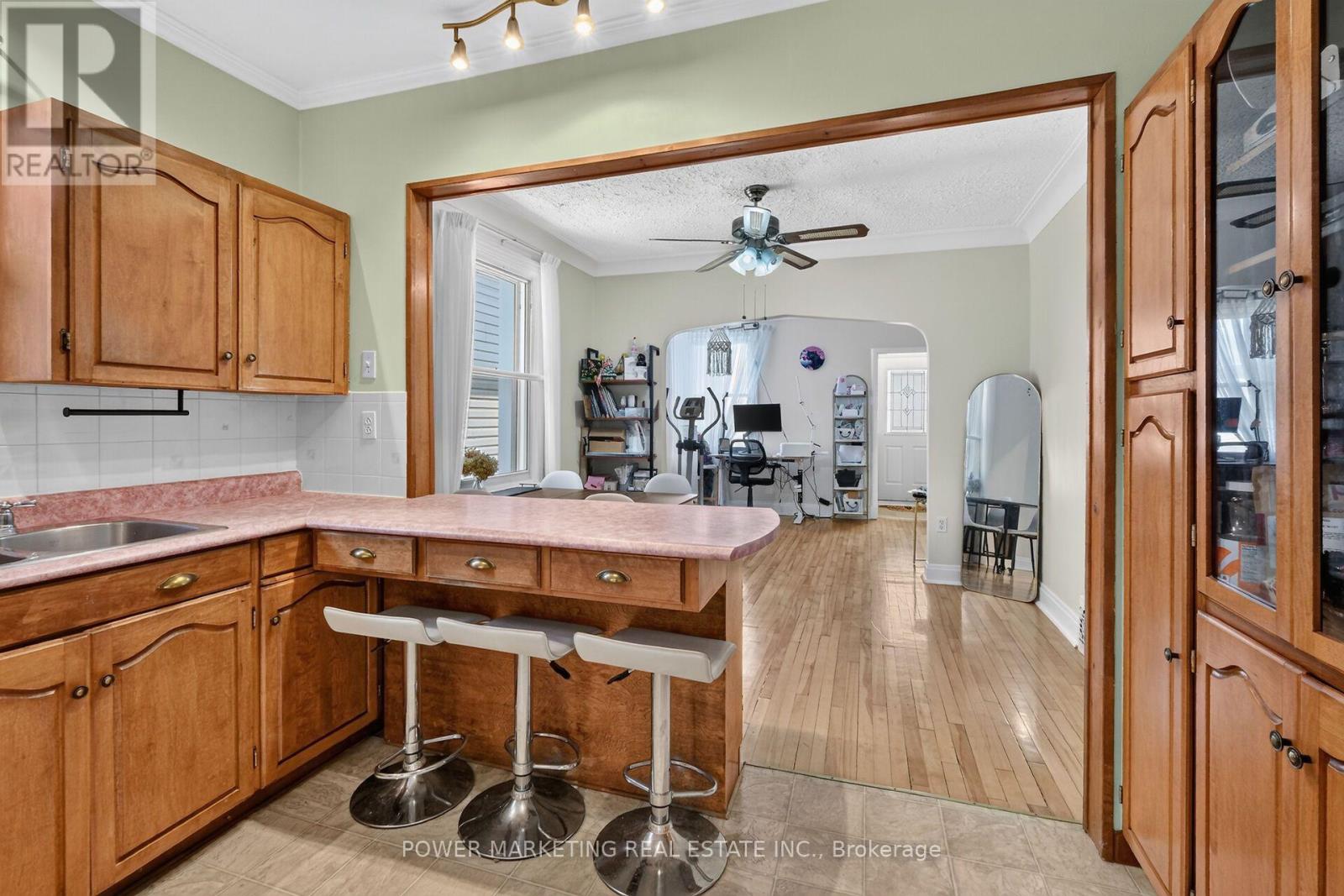 318 SHAKESPEARE STREET - 18