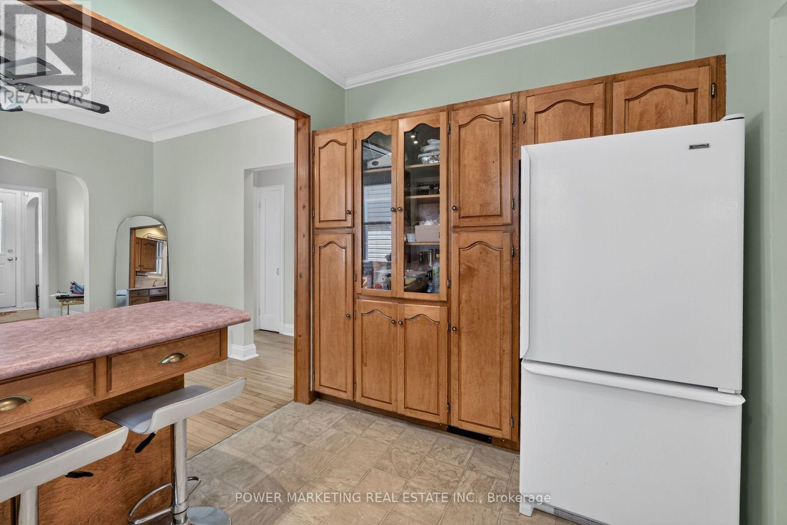 318 SHAKESPEARE STREET - 19