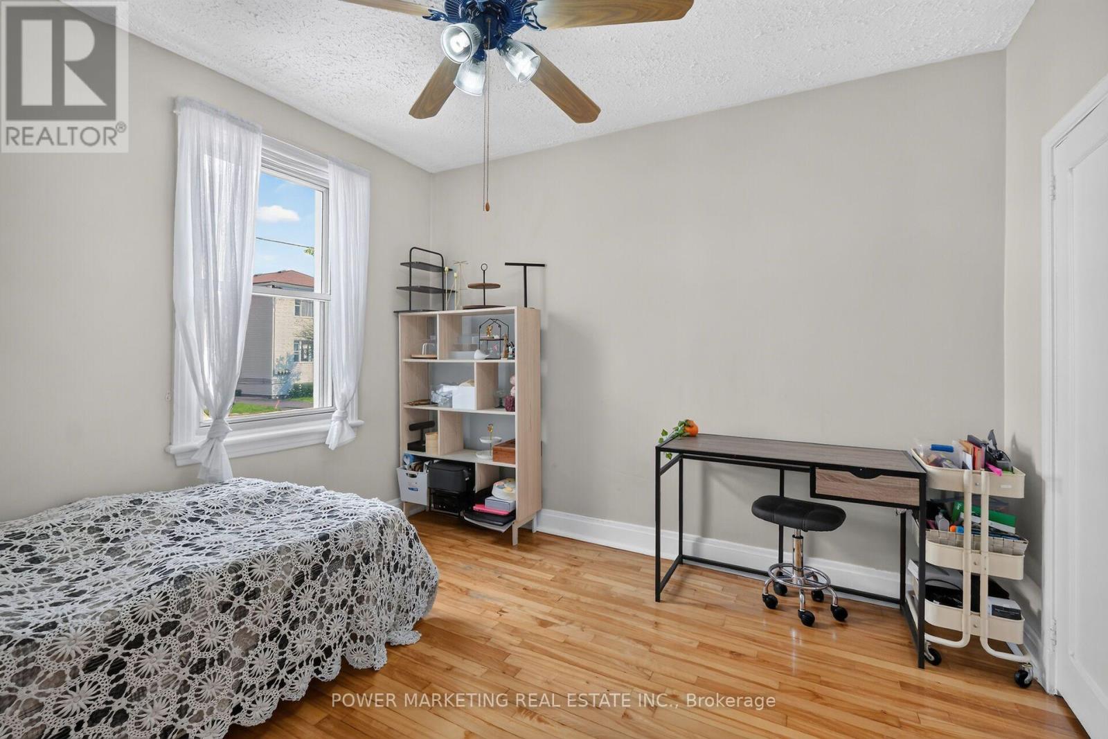 318 SHAKESPEARE STREET - 23