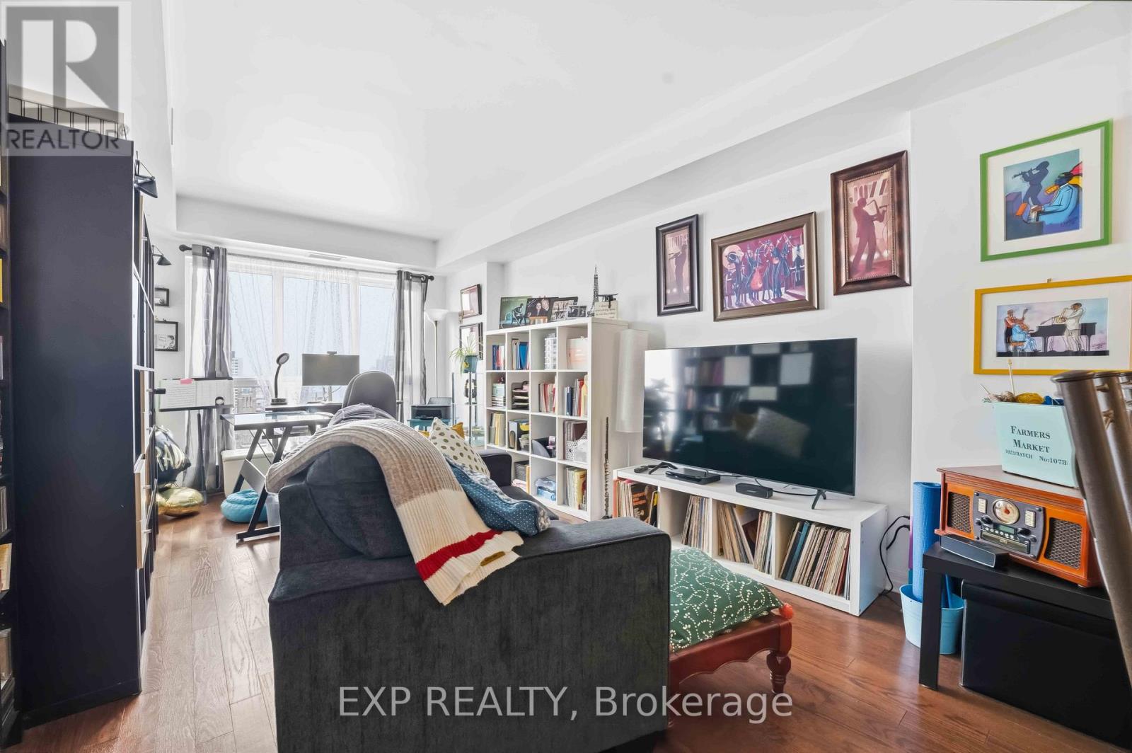 1 Bed, 1 Bath House for Sale in Ottawa – 1805 – 195 BESSERER STREET, Ottawa – MLS# X13775720 - Image 19