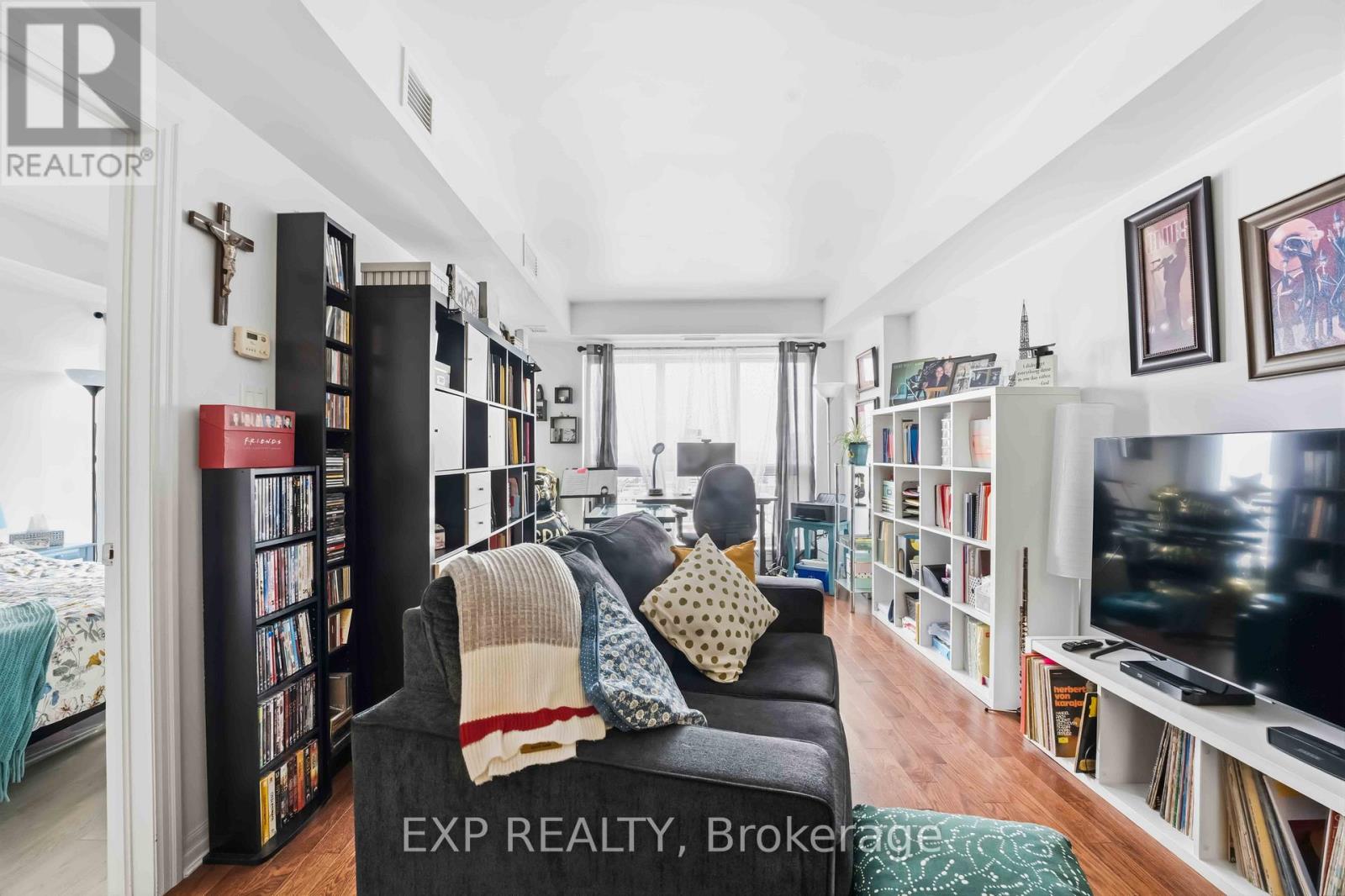 1 Bed, 1 Bath House for Sale in Ottawa – 1805 – 195 BESSERER STREET, Ottawa – MLS# X13775720 - Image 21