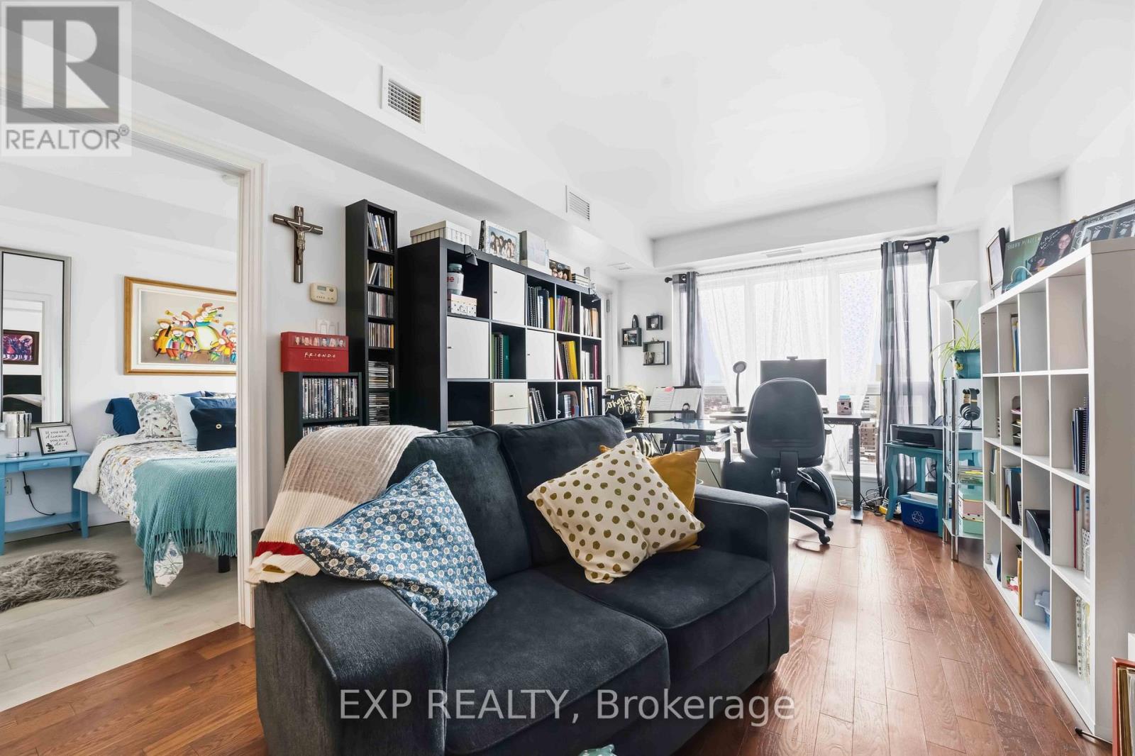 1 Bed, 1 Bath House for Sale in Ottawa – 1805 – 195 BESSERER STREET, Ottawa – MLS# X13775720 - Image 23