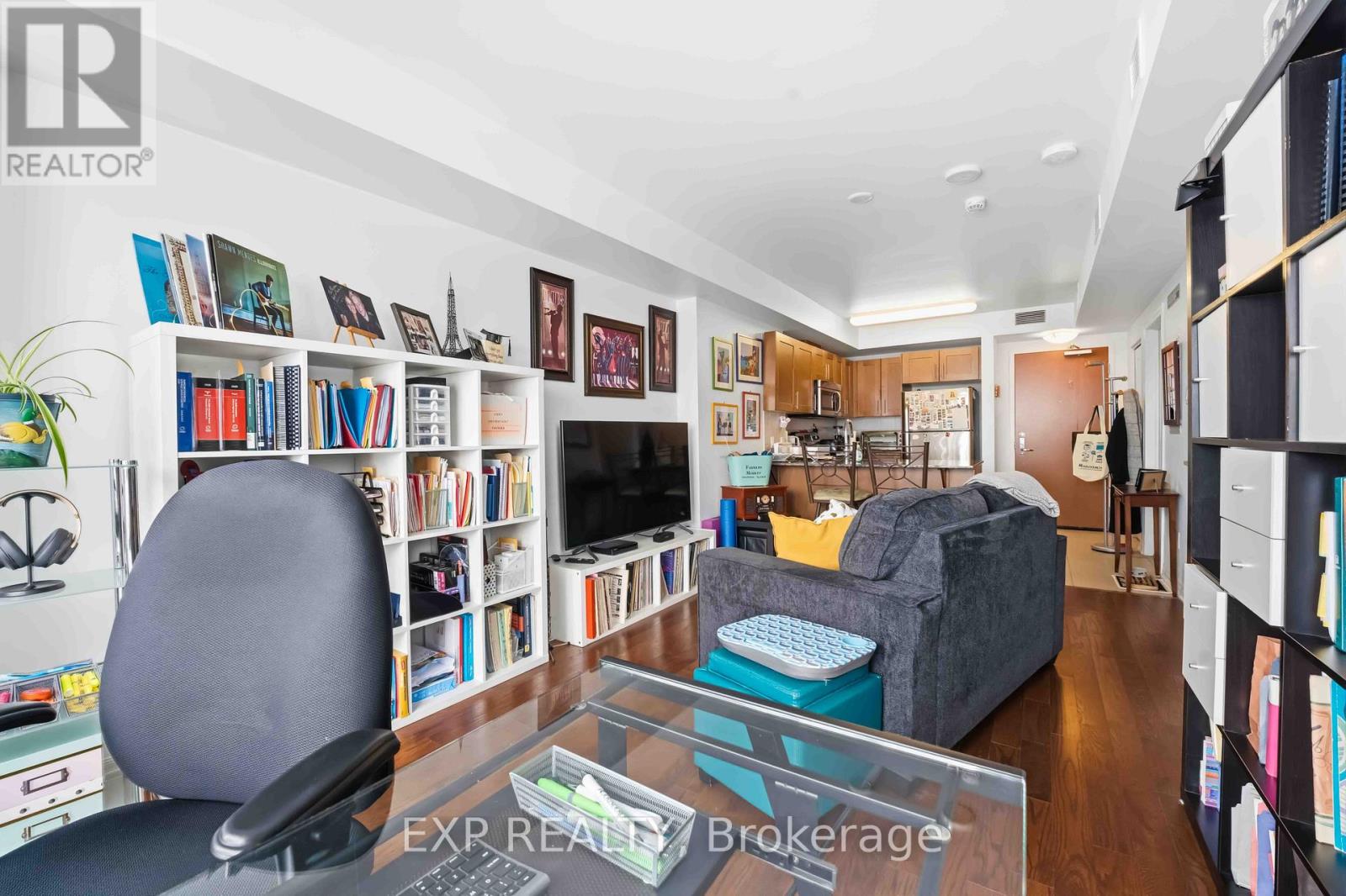 1 Bed, 1 Bath House for Sale in Ottawa – 1805 – 195 BESSERER STREET, Ottawa – MLS# X13775720 - Image 31