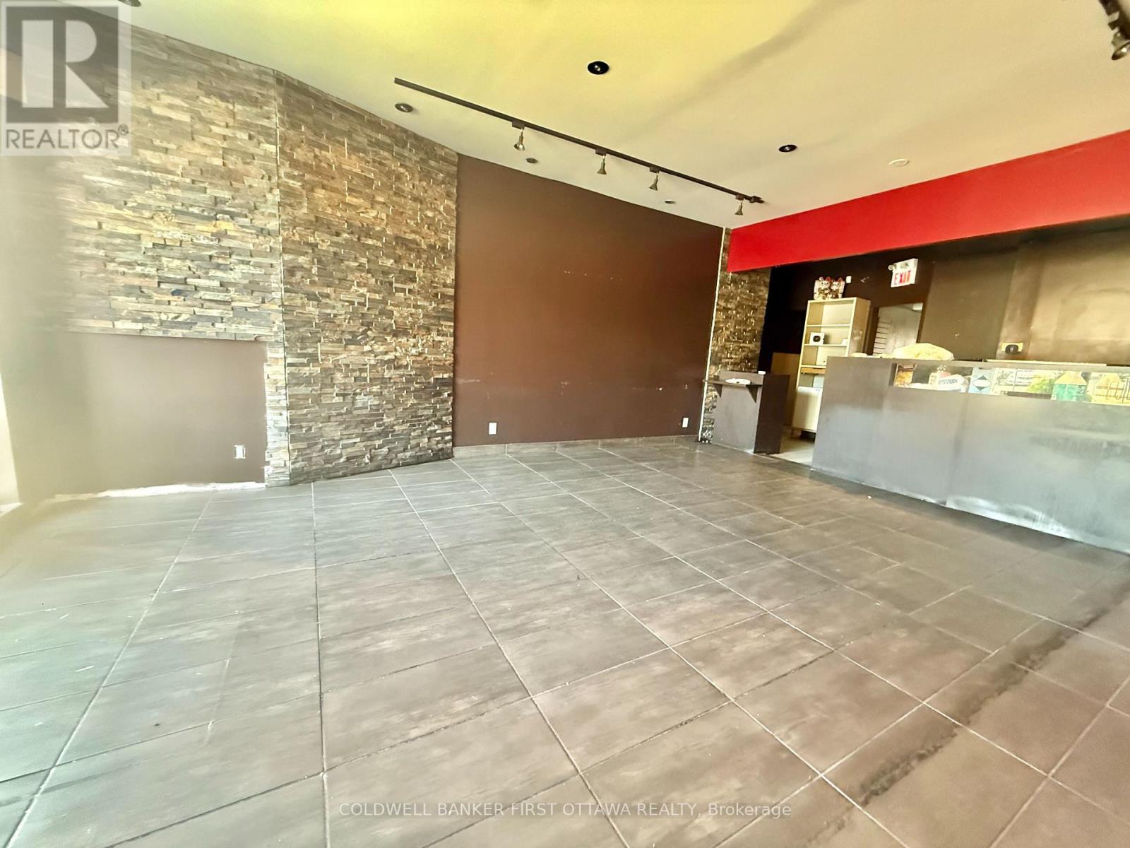 Business for Rent in Ottawa – 690-B SOMERSET STREET W, Ottawa – MLS# X13775734 - Image 15