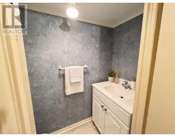 119 Caribou Road, Toronto, ON M5N2B1 Photo 13