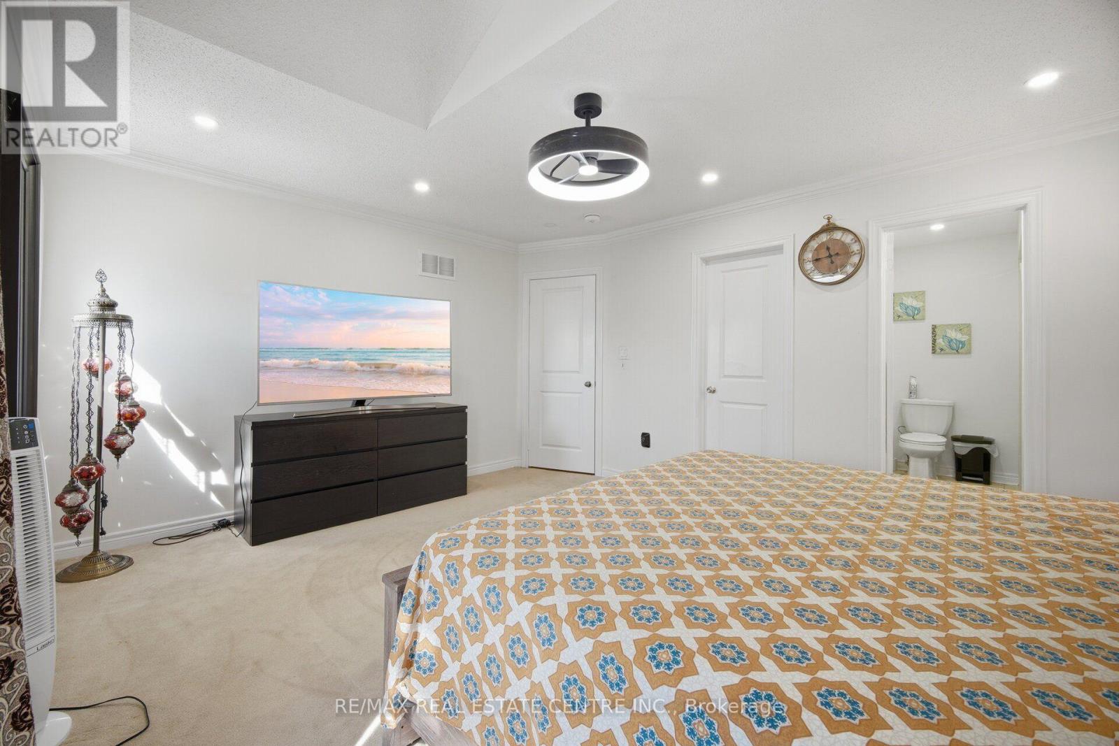 13 GOODSWAY TRAIL - 32