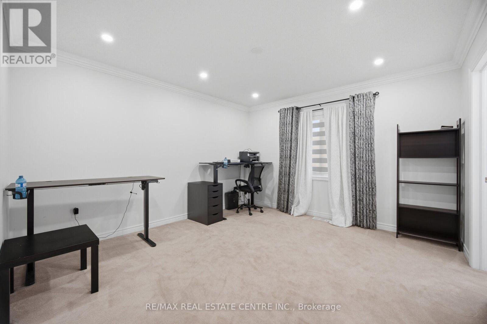 13 GOODSWAY TRAIL - 37