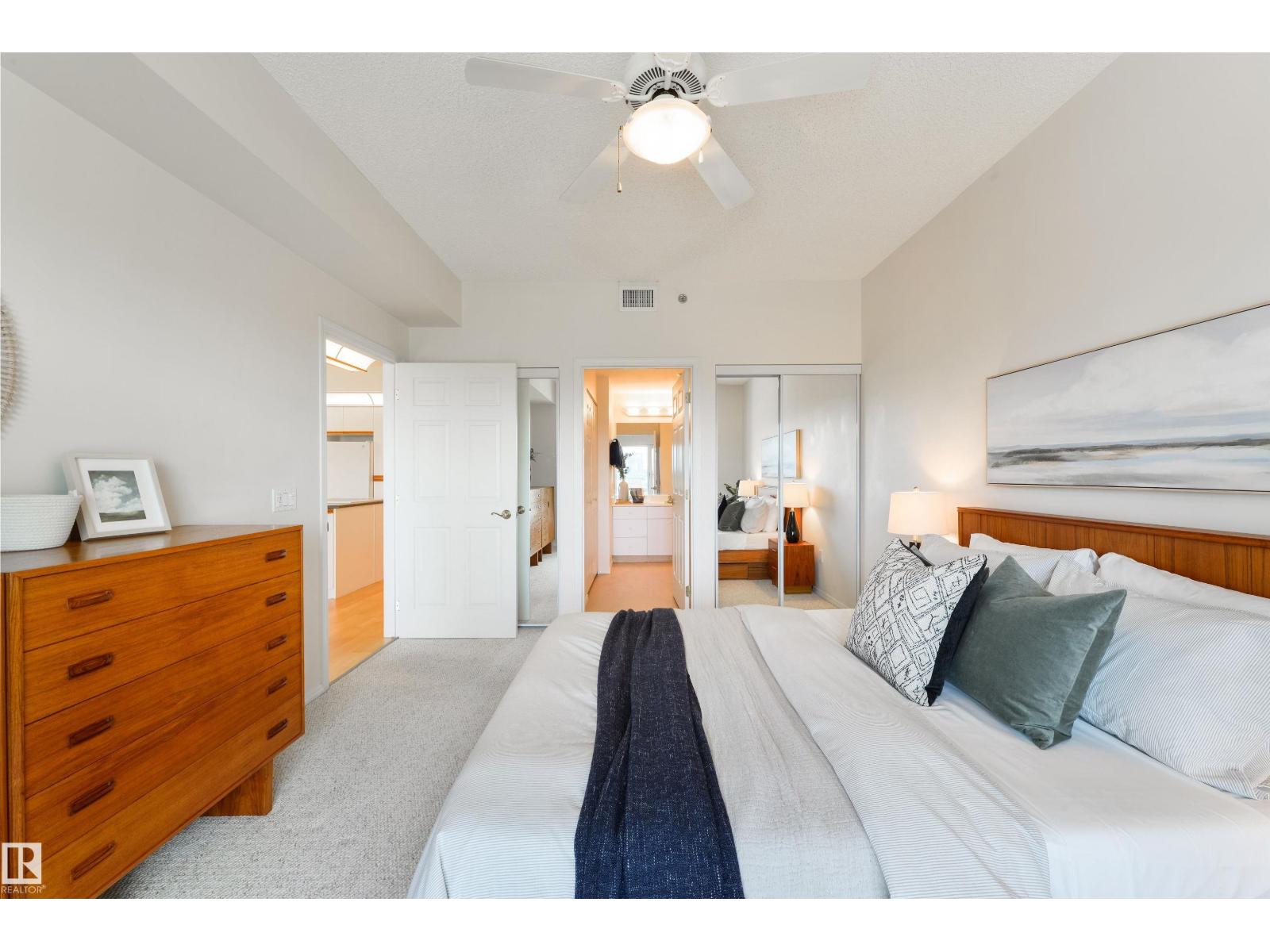 #402 9708 110 ST NW - 21
