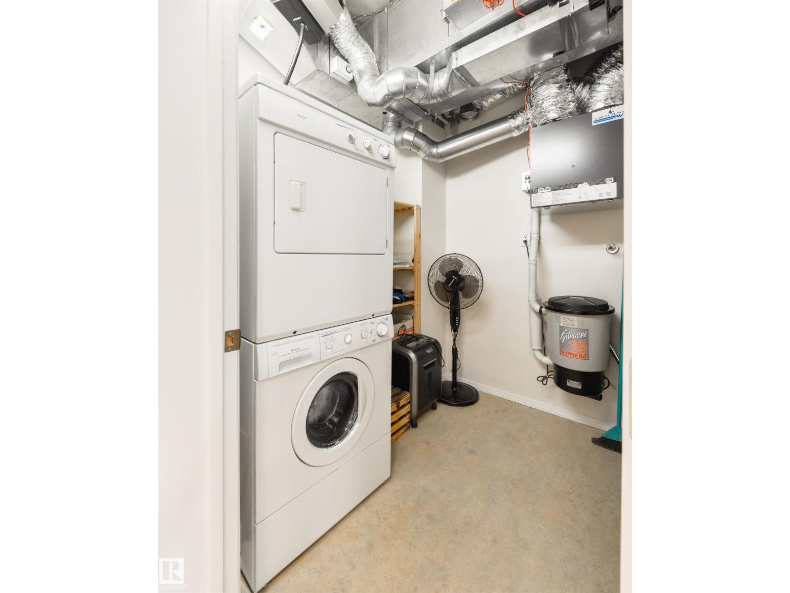 #402 9708 110 ST NW - 29