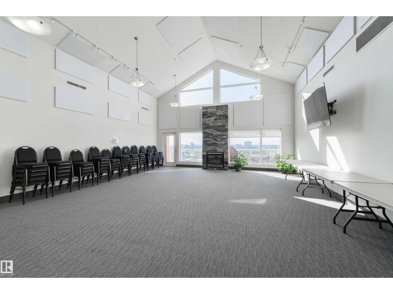 #402 9708 110 ST NW - 31