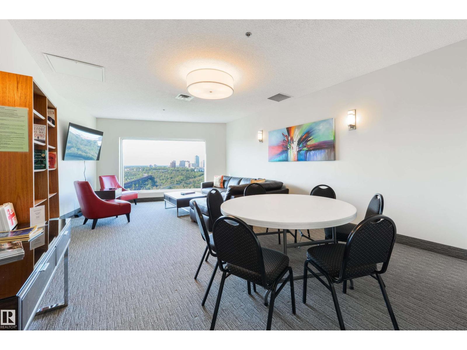 #402 9708 110 ST NW - 34