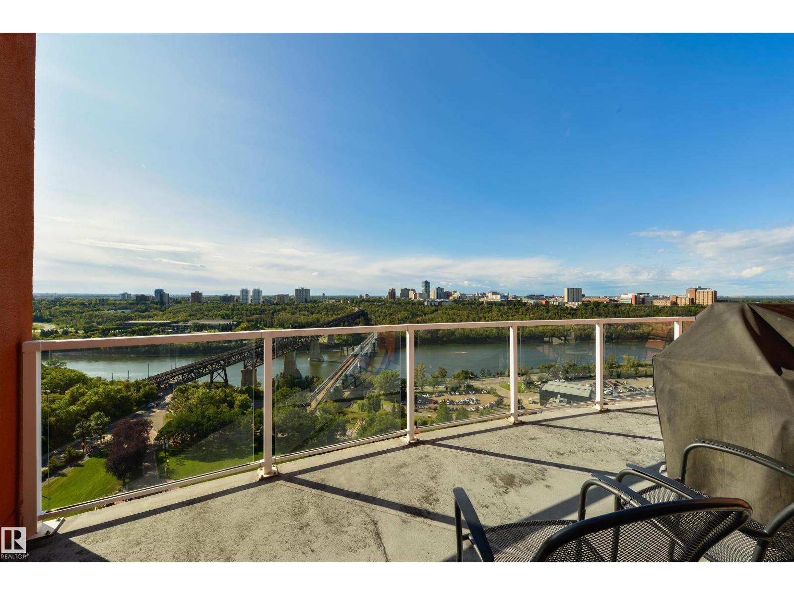 #402 9708 110 ST NW - 35