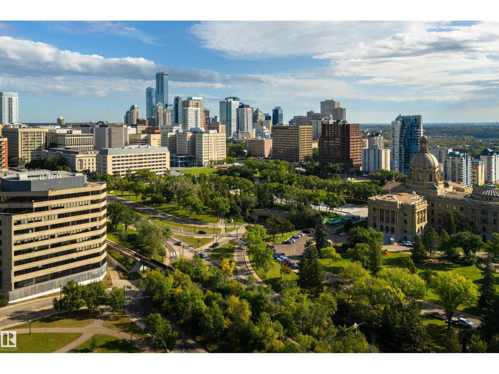 #402 9708 110 ST NW - 47