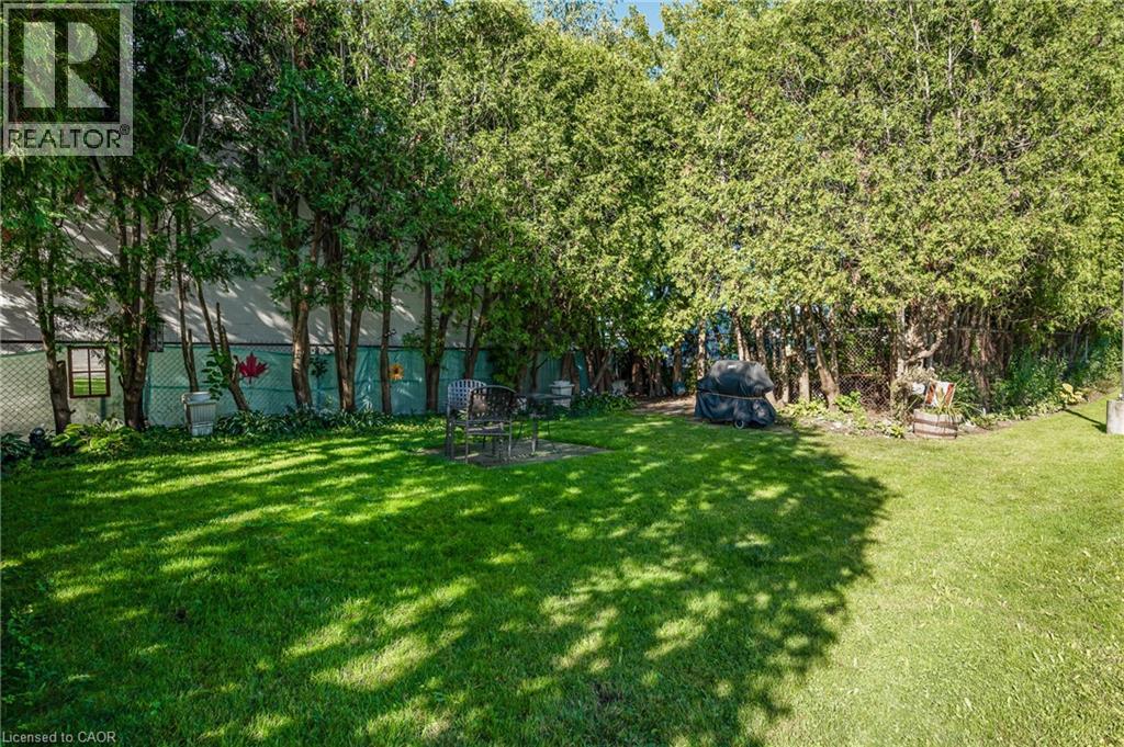 824 Brant Street — photo 27