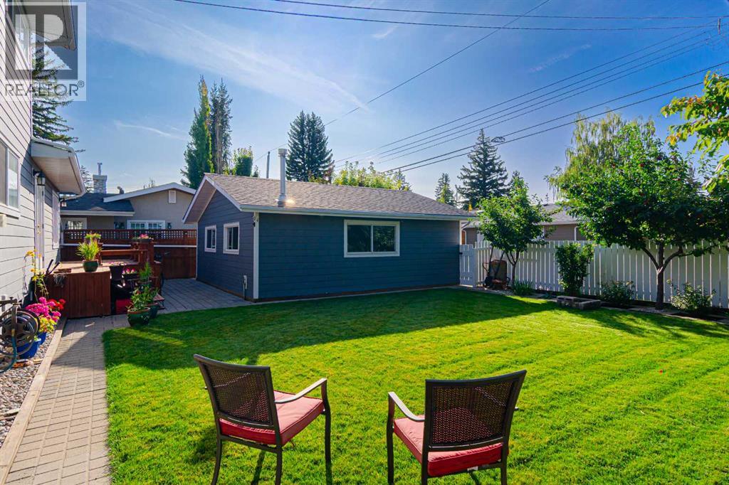 164 Cherovan Drive SW - Image 35
