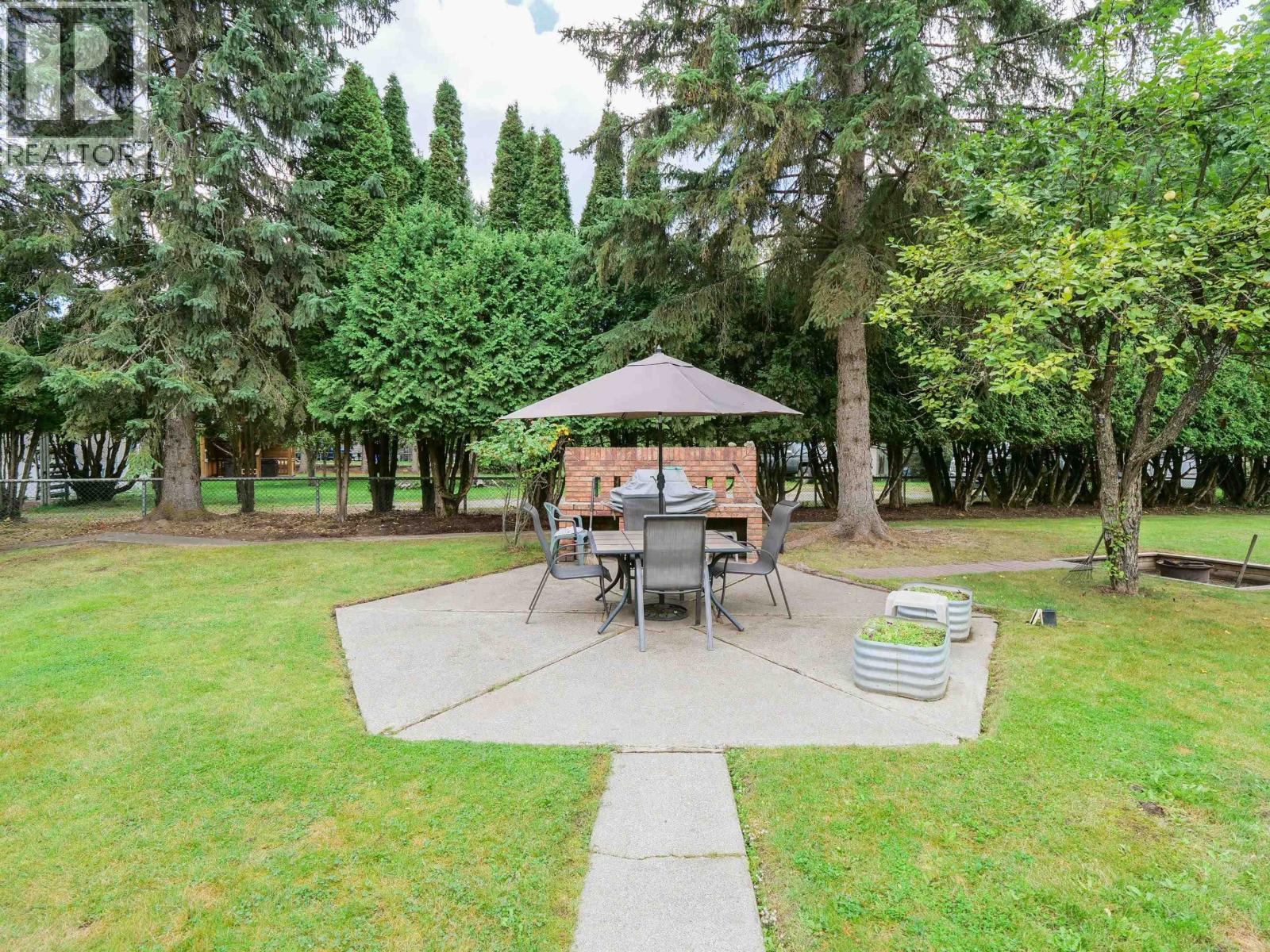 785 NORTH FRASER DRIVE - 30