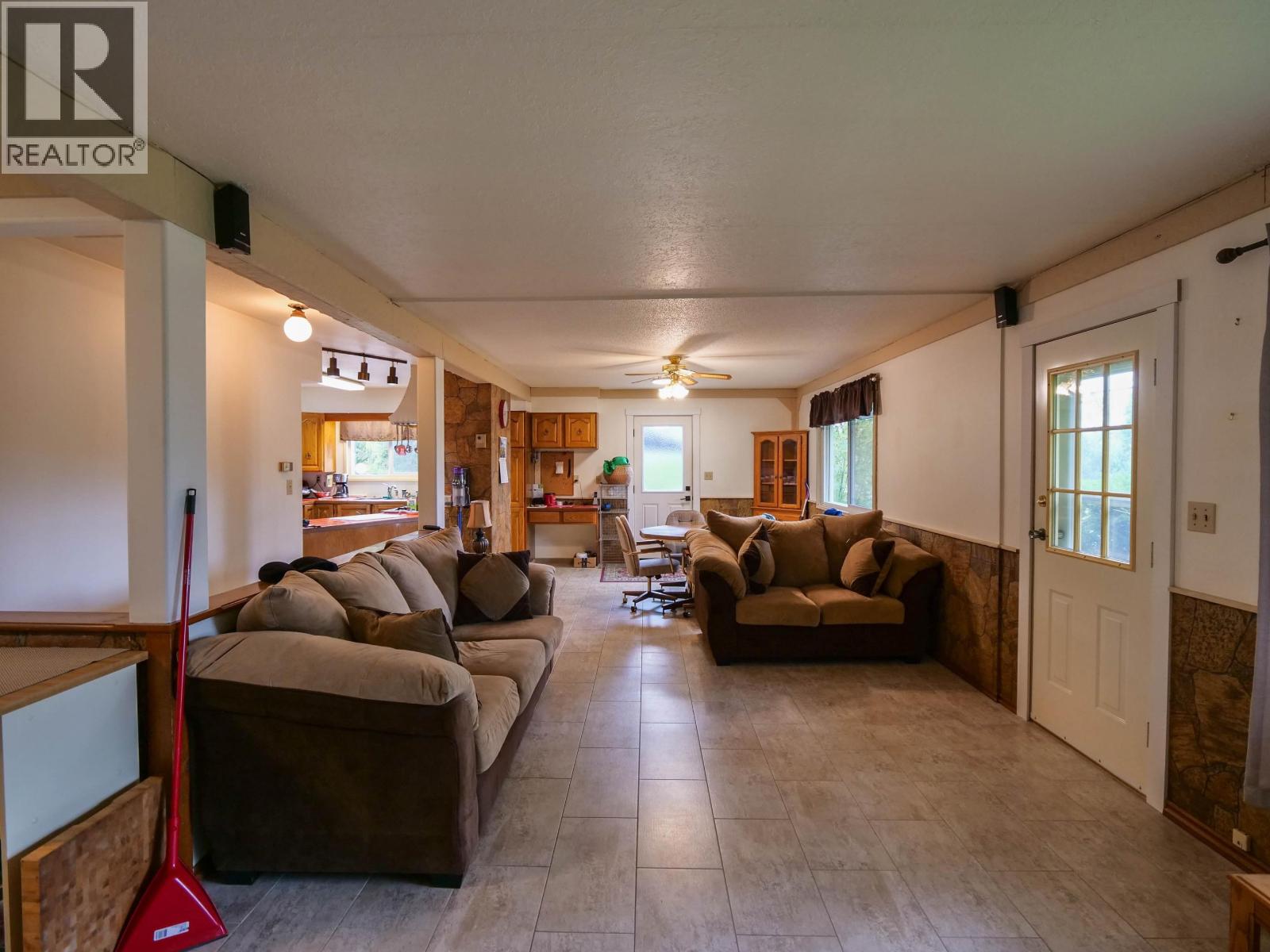 785 NORTH FRASER DRIVE - 5