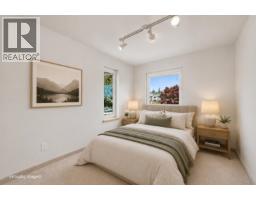 305 E 17th Street, North Vancouver, BC V7L2W1 Photo 19
