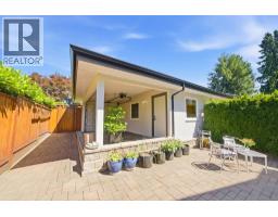 305 E 17th Street, North Vancouver, BC V7L2W1 Photo 31
