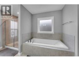 Kitchen - 154 Amblehurst Way Nw, Calgary, AB T3P2A1 Photo 18