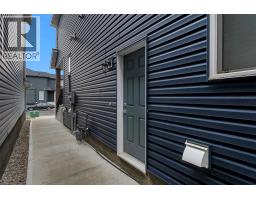 154 Amblehurst Way Nw, Calgary, AB T3P2A1 Photo 24