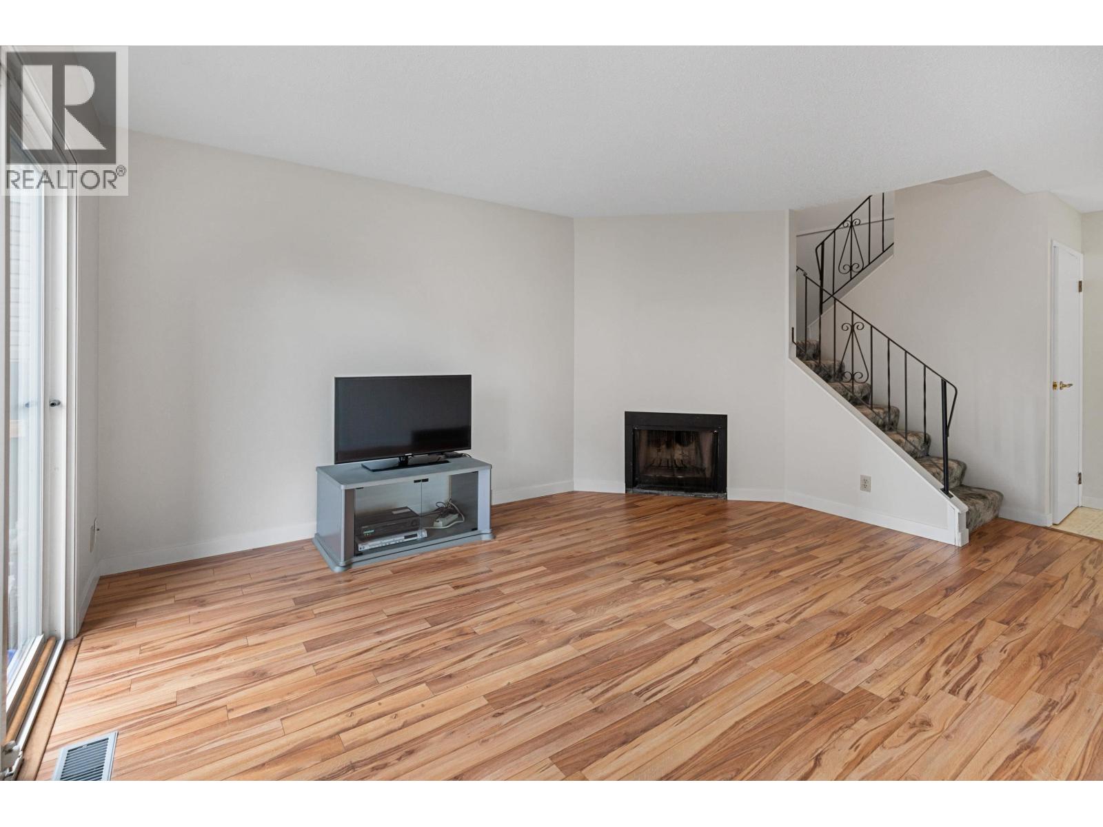 Backyard of 305 2550 S OSPIKA BOULEVARD · Prince George, BC