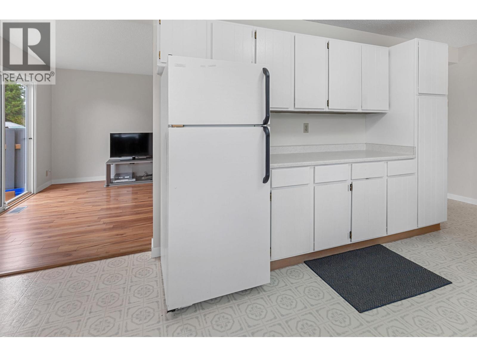 Bathroom of 305 2550 S OSPIKA BOULEVARD · Prince George, BC